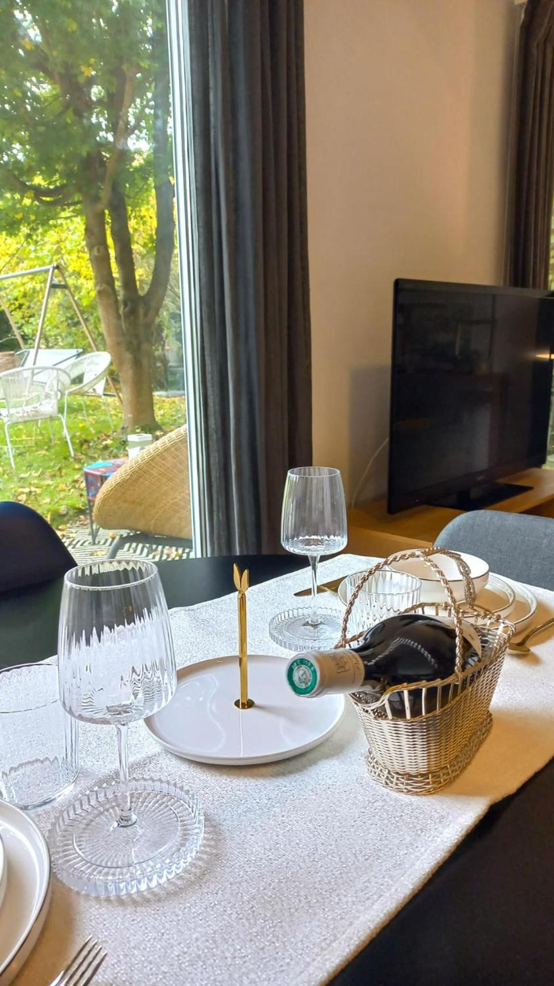 Duplex Le Colombier - Beautiful Charming Home マニー＝ル＝オングル エクステリア 写真