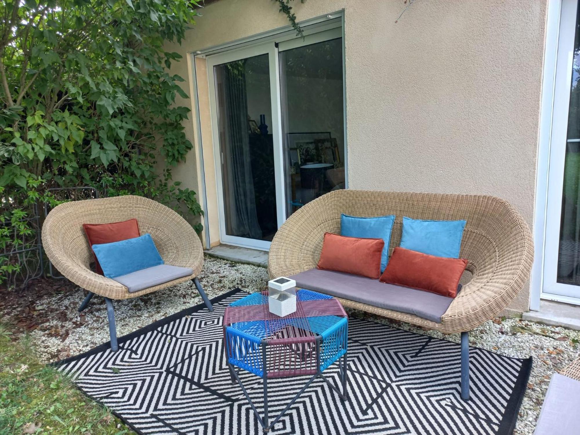 Duplex Le Colombier - Beautiful Charming Home マニー＝ル＝オングル エクステリア 写真